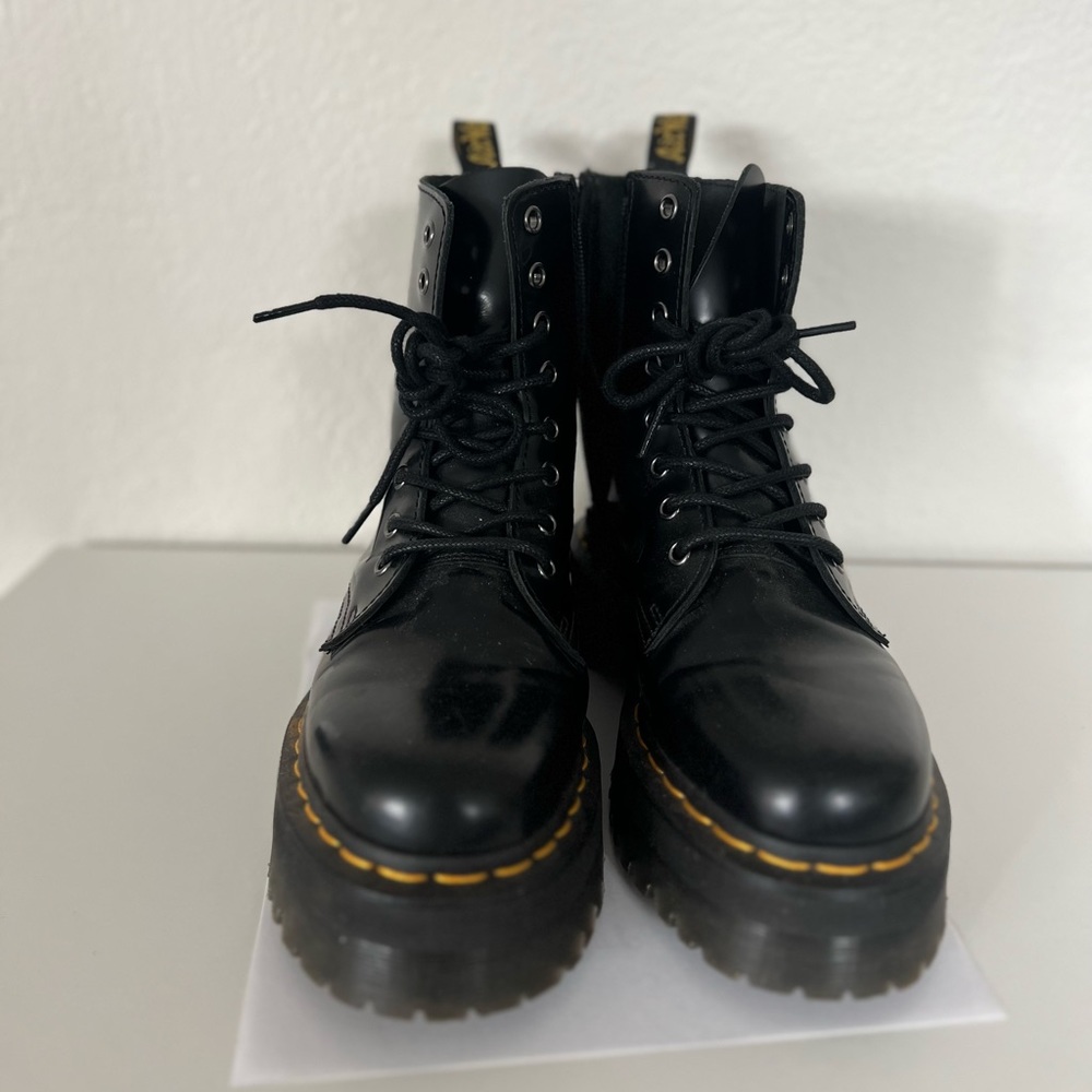 DR. MARTENS Jadon Womens Platform Boots size 38 EU/ 7 ladies US